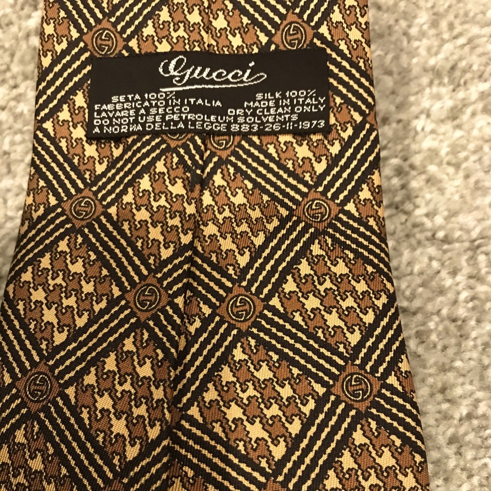 Gucci vintage tie
